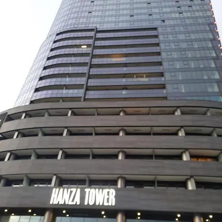 Apartment Hanza Tower Sunny