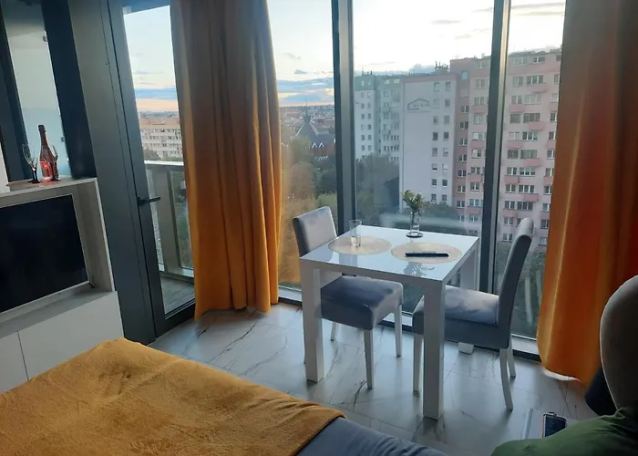 Hanza Tower By Sunny Apartment