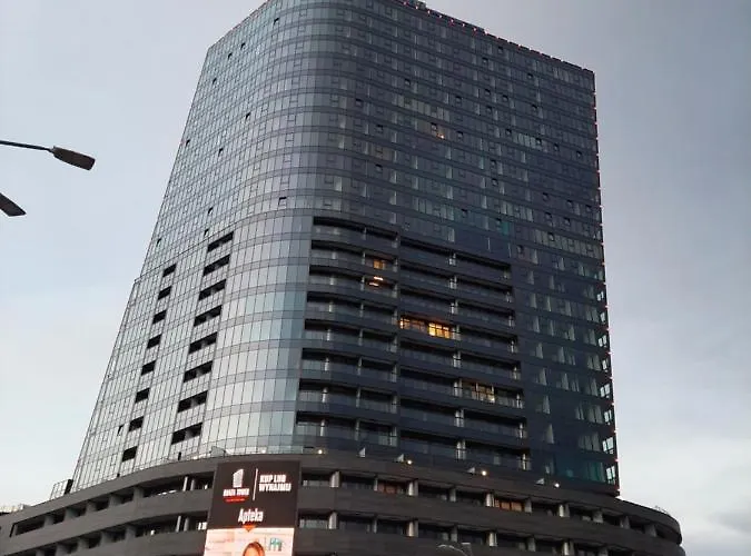 Hanza Tower By Sunny Apartment Szczecin