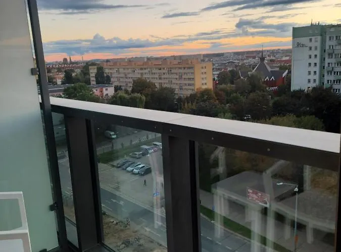 Hanza Tower By Sunny *