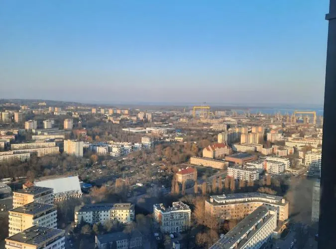 Hanza Tower By Sunny Apartment